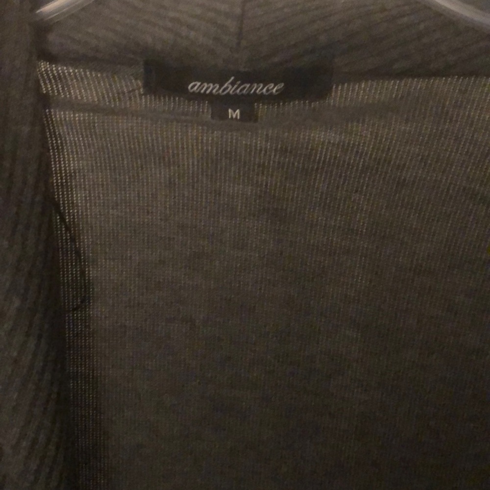 Cardigan - Picture 4 of 4